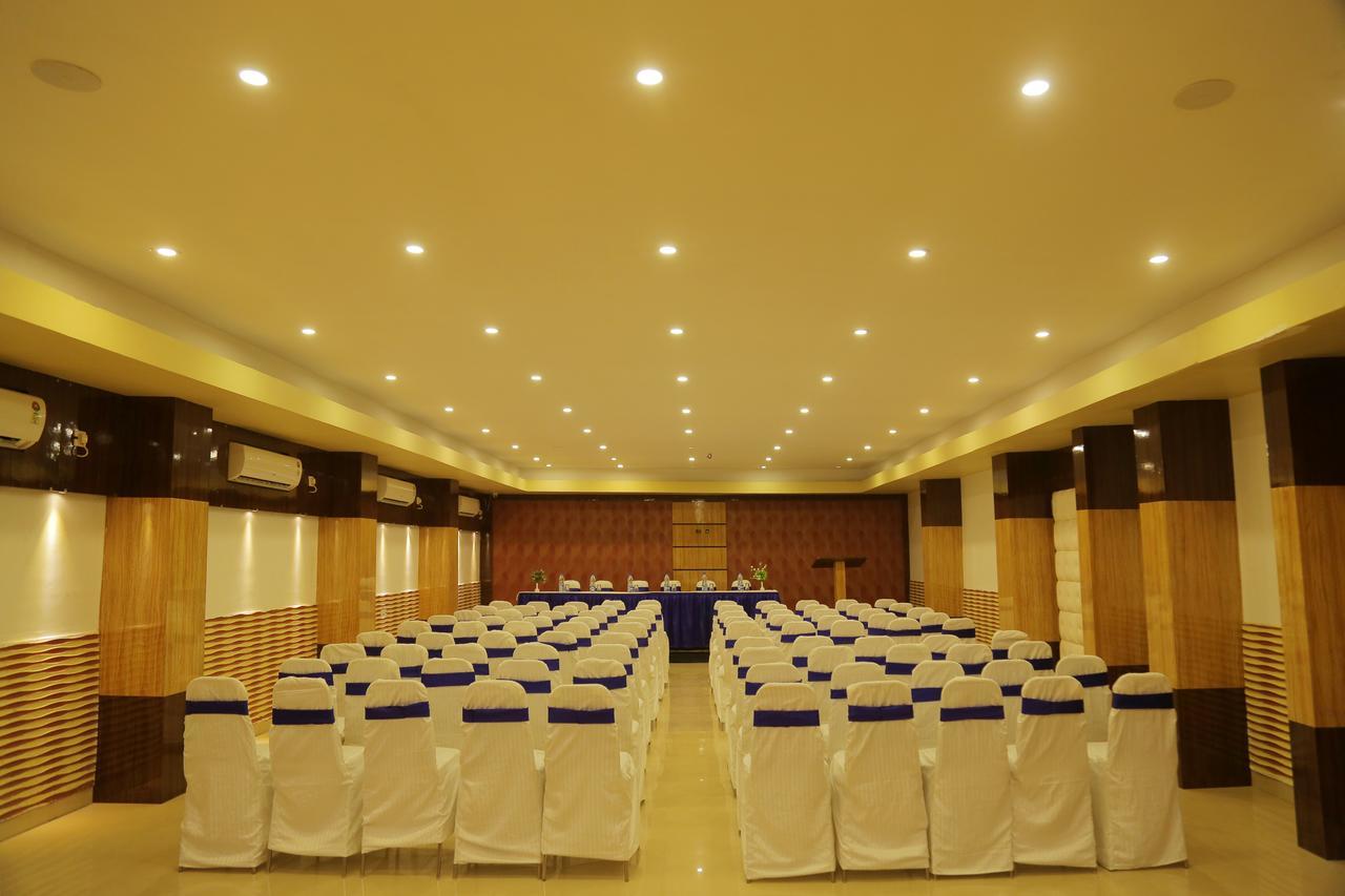 פורי Hotel Balaji International מראה חיצוני תמונה