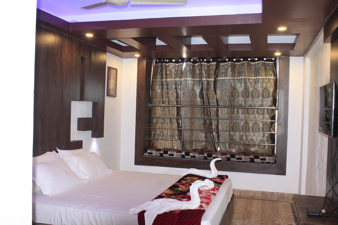 פורי Hotel Balaji International מראה חיצוני תמונה