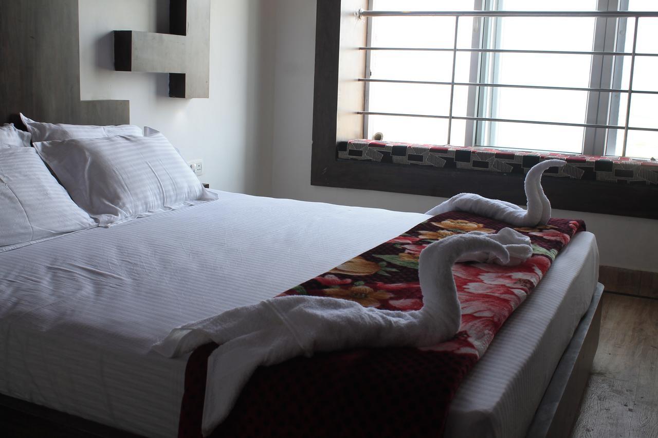 פורי Hotel Balaji International מראה חיצוני תמונה