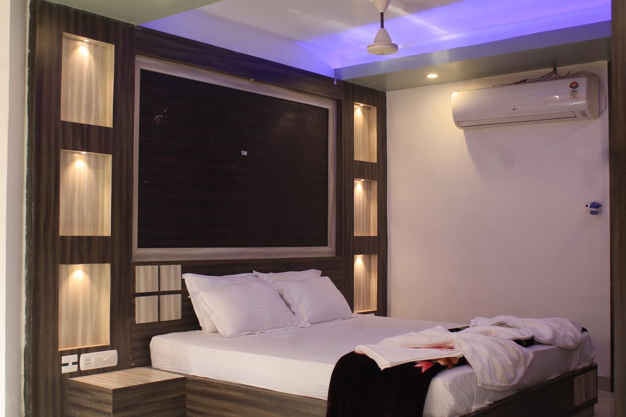 פורי Hotel Balaji International מראה חיצוני תמונה