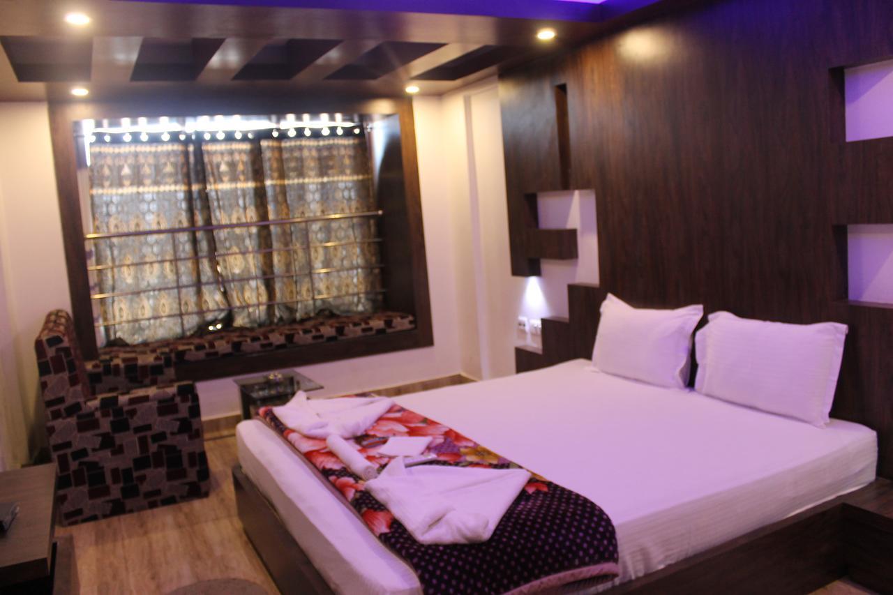 פורי Hotel Balaji International מראה חיצוני תמונה